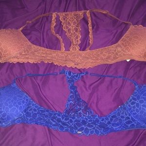 2 Victoria secret pink front clasp bras,same sizes